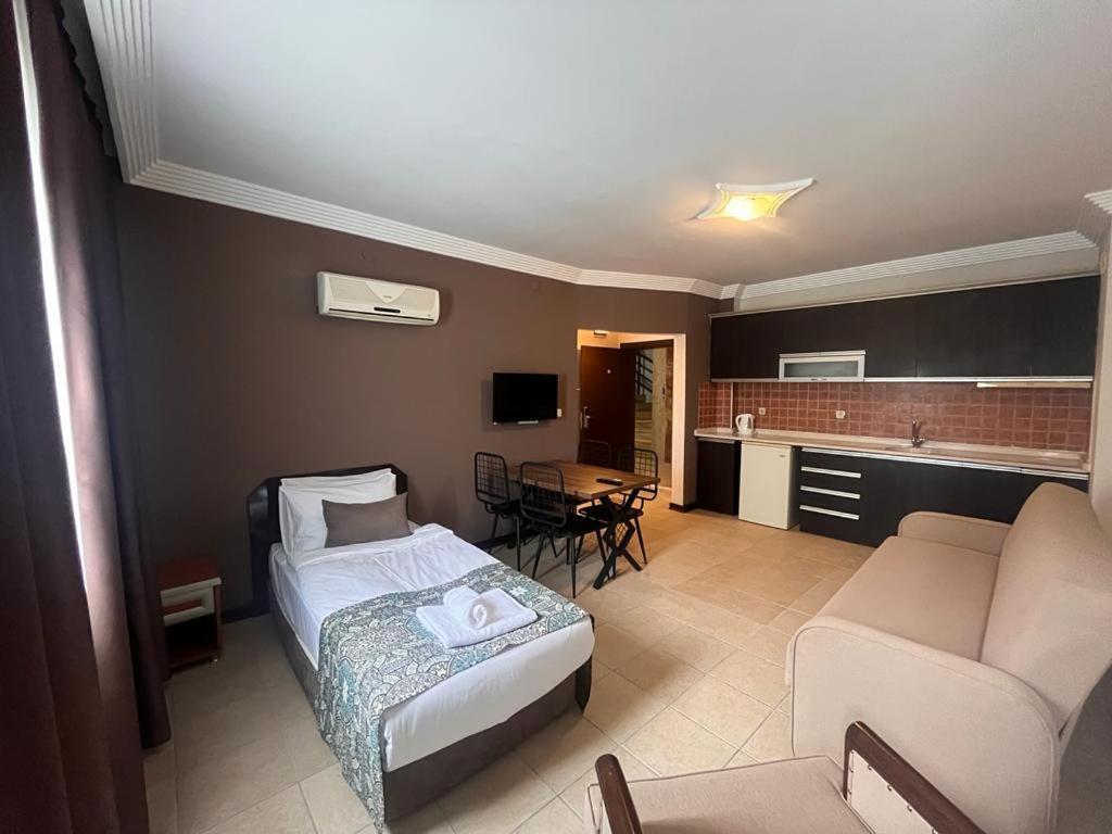 City Inn Family Apart Antalya Ngoại thất bức ảnh